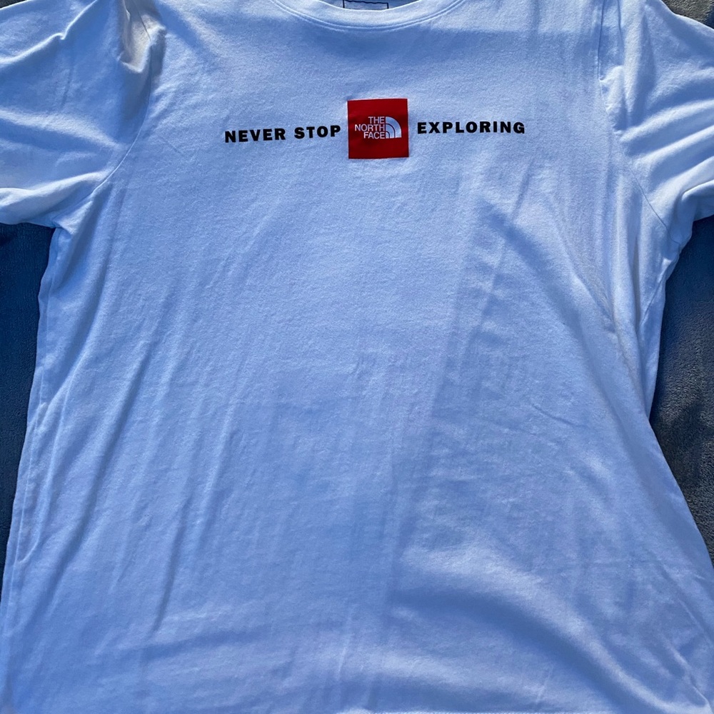 North Face large t shirt